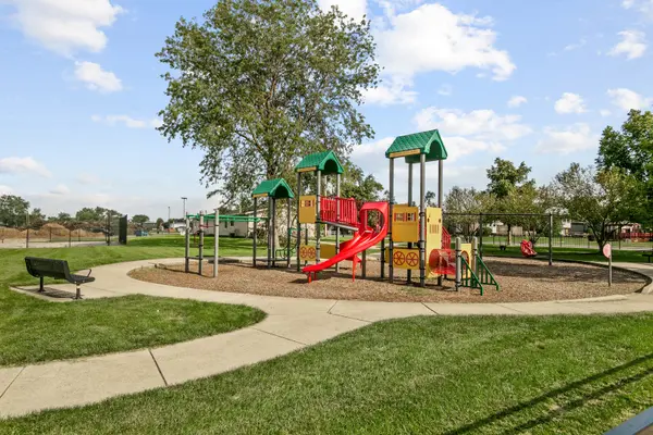 326 S Minerva AVE, Glenwood, IL 60425
