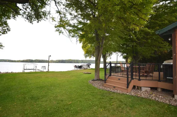 17075 Dickenson LN, Waterville, MN 56096