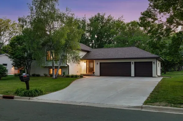 13000 Penn AVE S, Burnsville, MN 55337