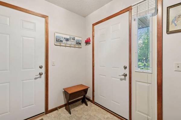 13000 Penn AVE S, Burnsville, MN 55337