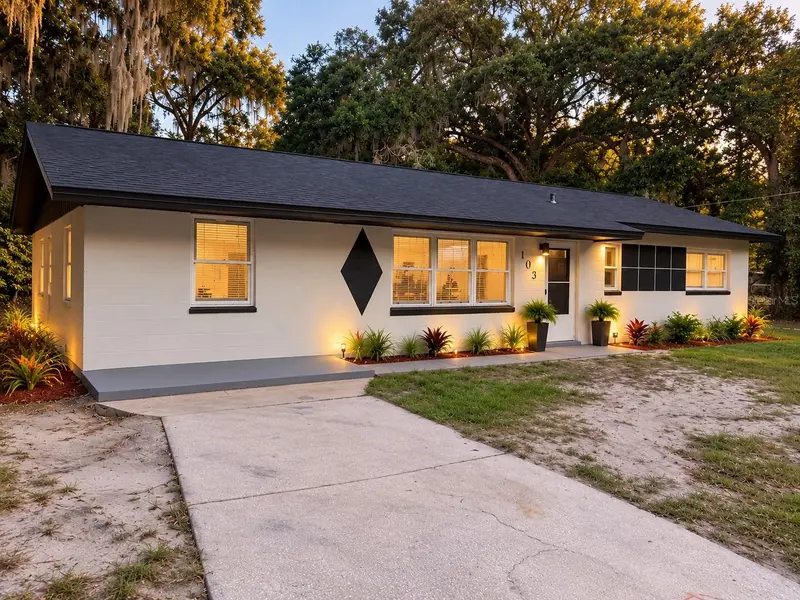 Palatka, FL 32177