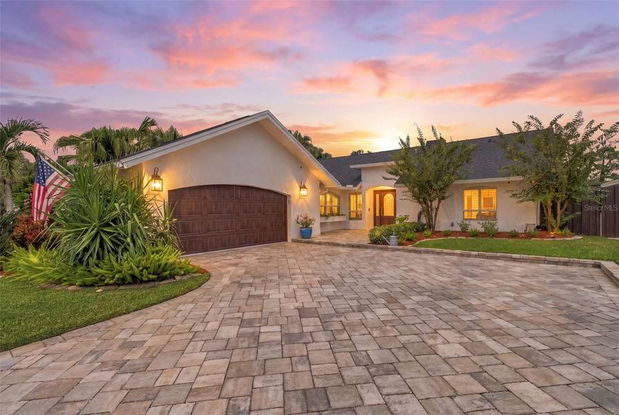 13603 CLUBSIDE DR, Tampa, FL 33624