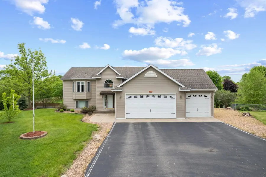 103 Cedar CT, Maple Lake, MN 55358