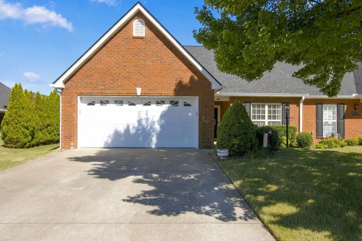 3332 Mershon Dr, Murfreesboro, TN 37128