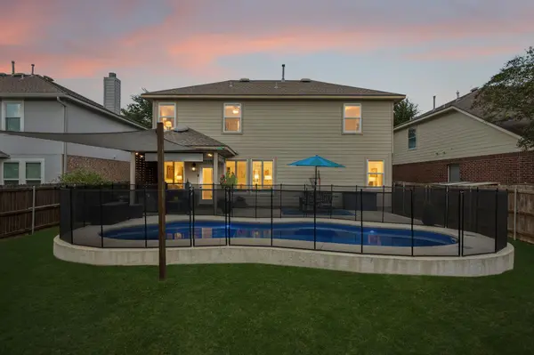 3921 Veiled Falls DR, Pflugerville, TX 78660