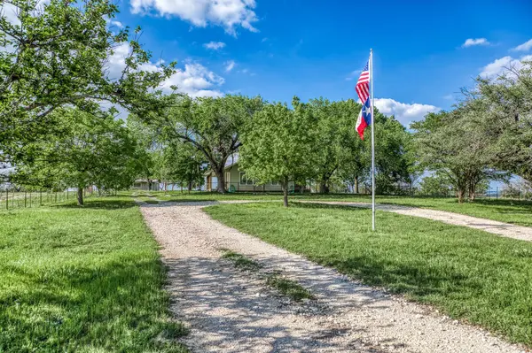 171 County Road 333, Goldthwaite, TX 76844