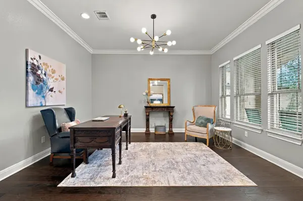 7816 Bettis Trophy DR, Austin, TX 78739