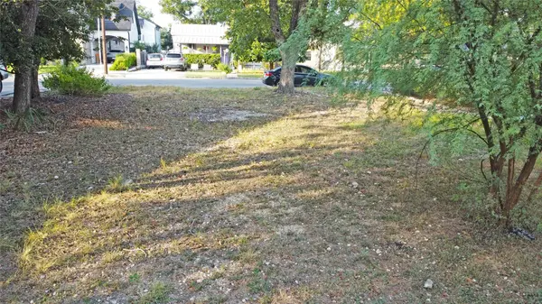 445 S Academy Ave, New Braunfels, TX 78130