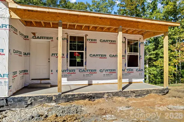 127 Katie LN, Statesville, NC 28625