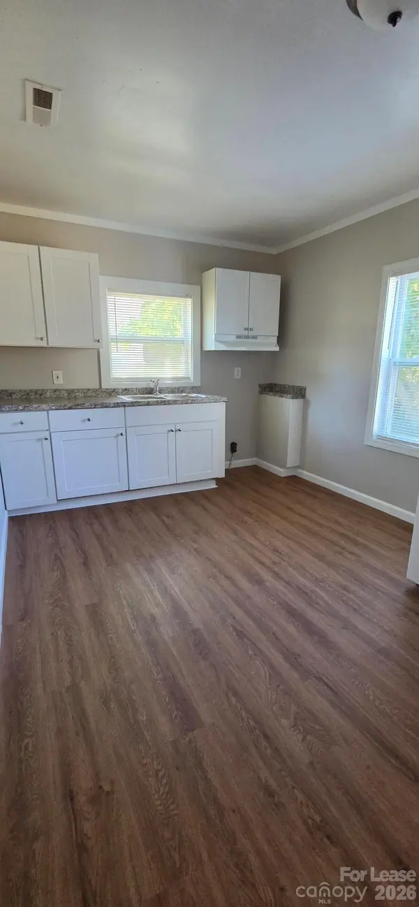 916 Mountain Crest DR, Kings Mountain, NC 28086