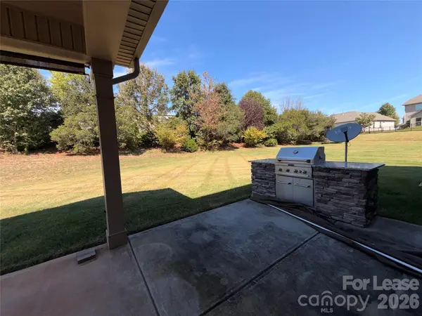 2433 Chinkapin CT, Gastonia, NC 28054
