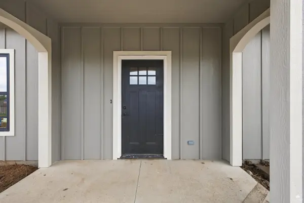 214 Michaels WAY, Junction City, KS 66441