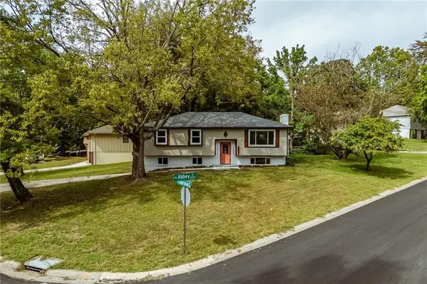 2009 SE Abbey ST, Blue Springs, MO 64014