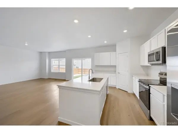 390 Blossom, Bennett, CO 80102