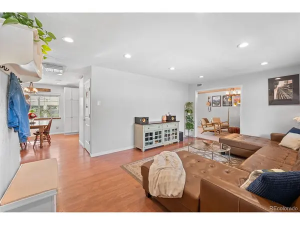 3275 S Raleigh, Denver, CO 80236