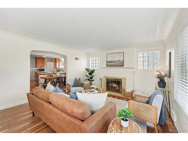2395 Pontiac, Denver, CO 80207