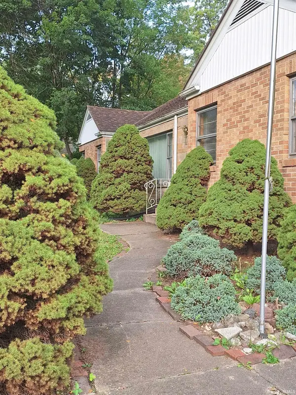 3434 Willowdale RD, Fort Wayne, IN 46802