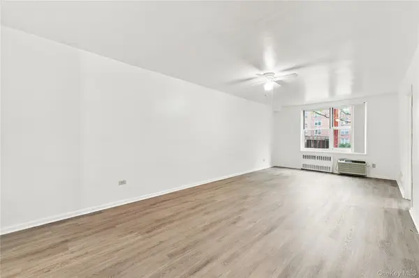 142-05 Roosevelt AVE #206, Flushing, NY 11354
