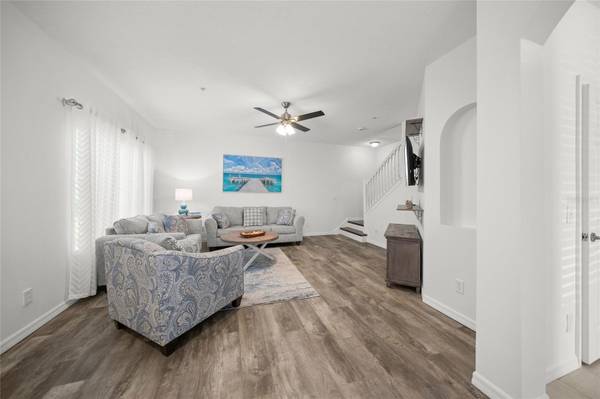 3511 45TH TER W #102, Bradenton, FL 34210