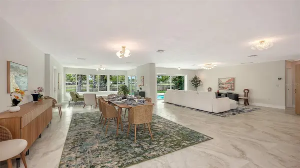 1967 BROOKHAVEN DR, Sarasota, FL 34239