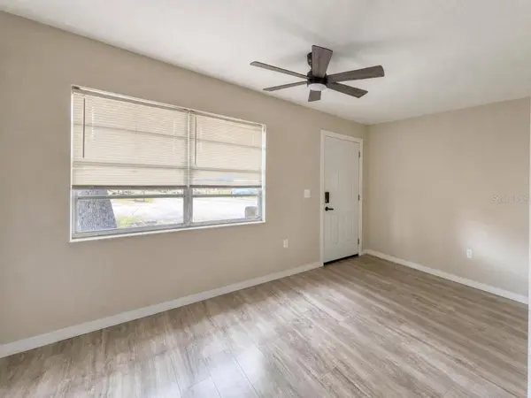 5633 CRISSMAN DR N #C3, St Petersburg, FL 33714