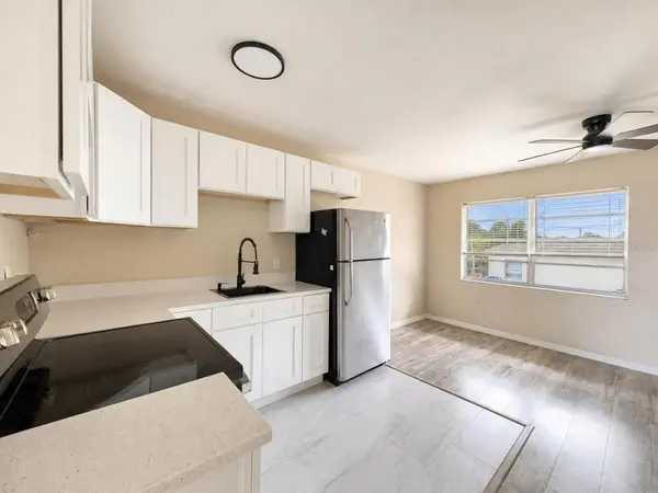 5633 CRISSMAN DR N #C3, St Petersburg, FL 33714