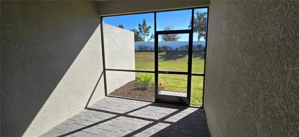 15810 SUNNY DAY DR, Bradenton, FL 34211
