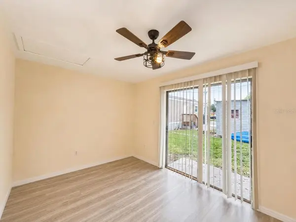5633 CRISSMAN DR N #C7, St Petersburg, FL 33714