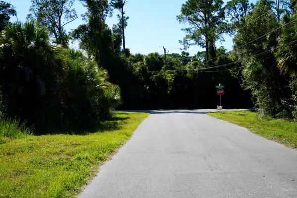5168 GREENHOUSE AVE, North Port, FL 34288