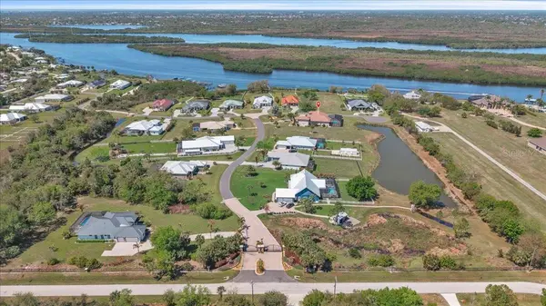 28959 SMUGGLERS LN, Punta Gorda, FL 33982