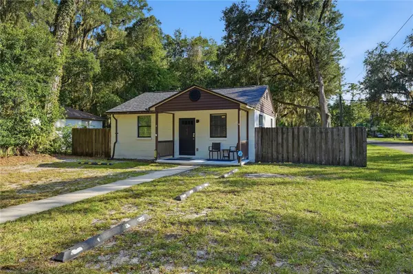 825 NW 19TH AVE, Gainesville, FL 32609