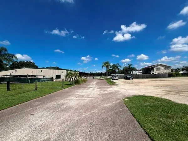 7705 GARDNER RD, Tampa, FL 33625
