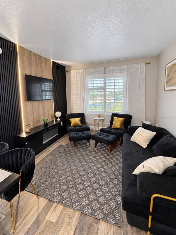7601 CANADA AVE #433/435, Orlando, FL 32819