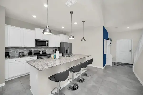 7263 OAKMOSS LOOP, Davenport, FL 33837