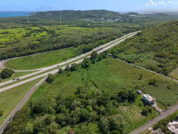 CALLE CAOBA, Naguabo, PR 00718