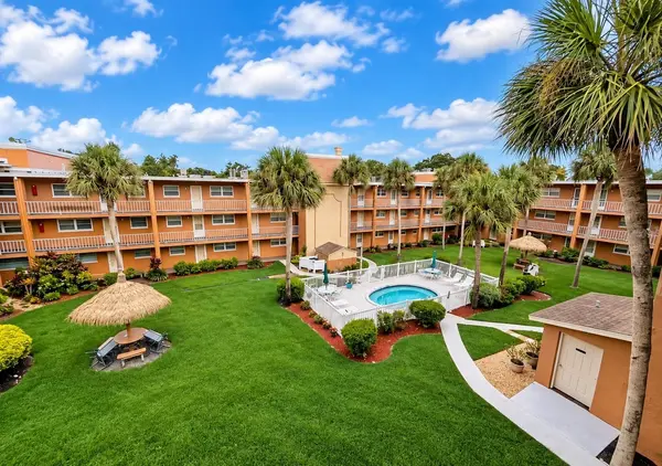 12760 INDIAN ROCKS RD #573, Largo, FL 33774