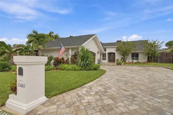 13603 CLUBSIDE DR, Tampa, FL 33624