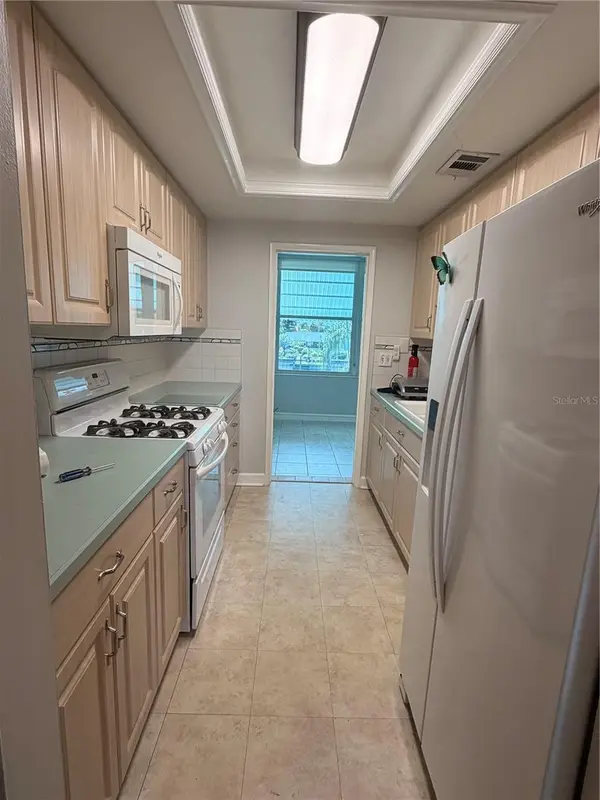 1893 SHORE DR. DR S #216, South Pasadena, FL 33707