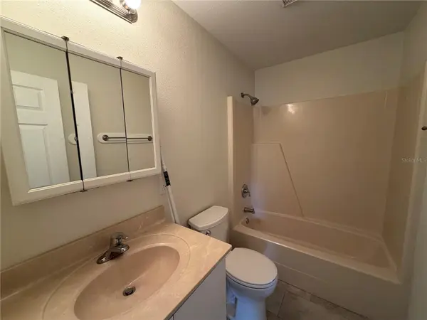 1788 POINSETTIA AVE, Tarpon Springs, FL 34689