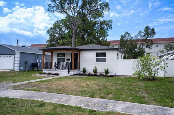 326 41ST AVE N, St Petersburg, FL 33703