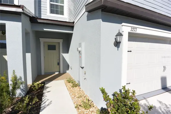 2277 CERULEAN SKY DR, Lutz, FL 33558