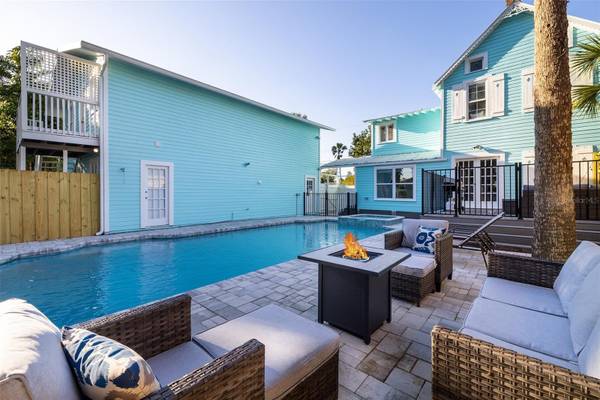 551 OMAHA ST, Palm Harbor, FL 34683