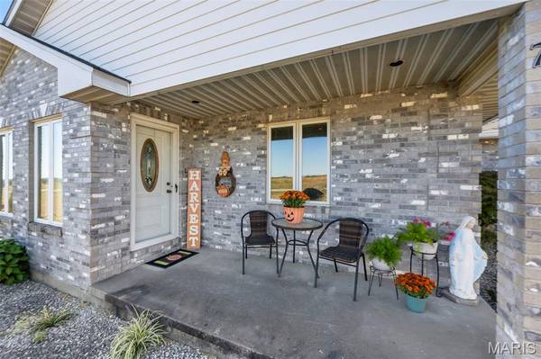7633 Highway F, Perryville, MO 63775