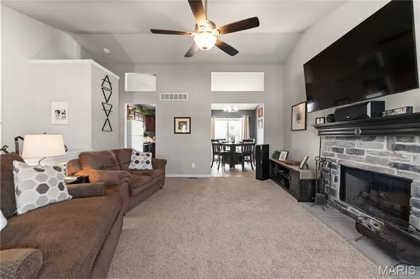 155 Trotters Creek LN, Wright City, MO 63390