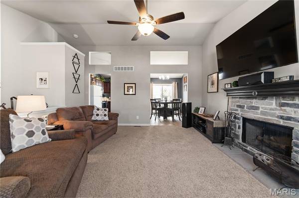155 Trotters Creek LN, Wright City, MO 63390