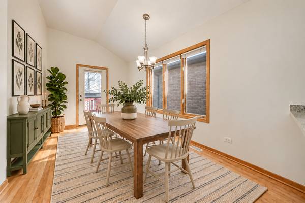 4177 S Emerald AVE, Chicago, IL 60609
