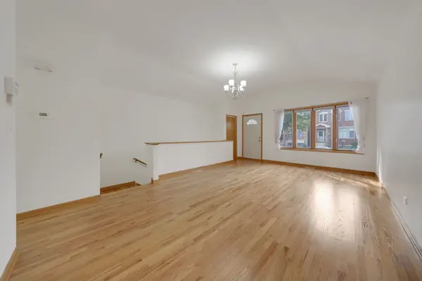 4177 S Emerald AVE, Chicago, IL 60609