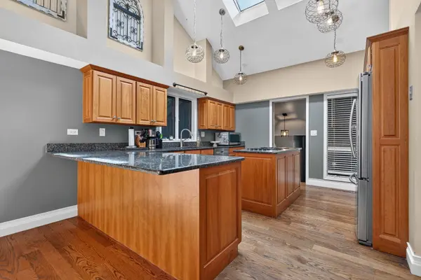 7707 N VALLEY HILL RD, Woodstock, IL 60098