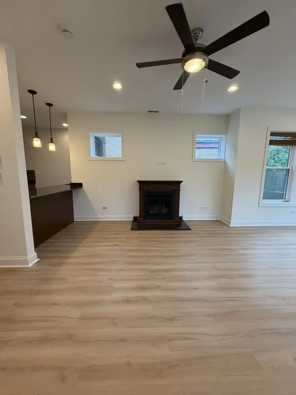7733 N Marshfield AVE #3, Chicago, IL 60626