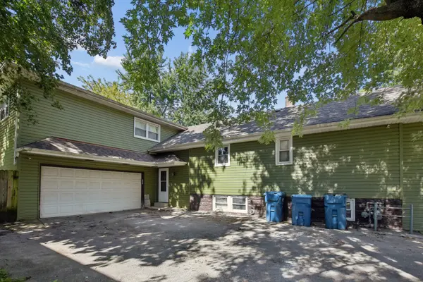 14938 Millard AVE, Midlothian, IL 60445